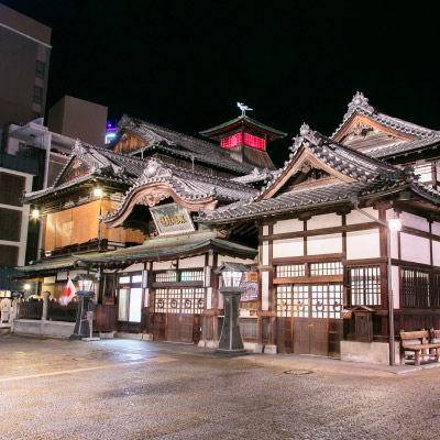 道後温泉本館